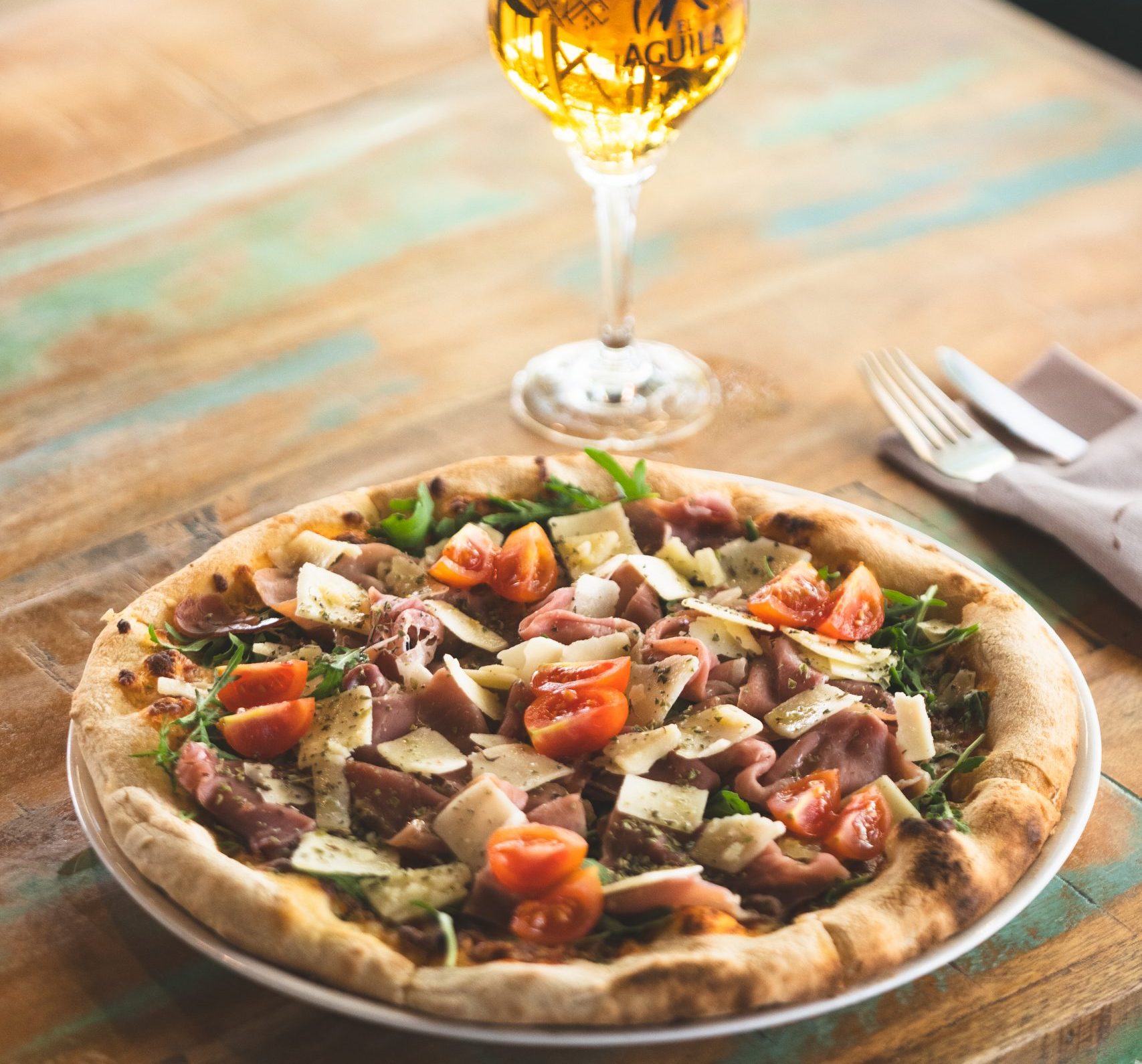 Plato de pizza en Arte Restobar Calpe